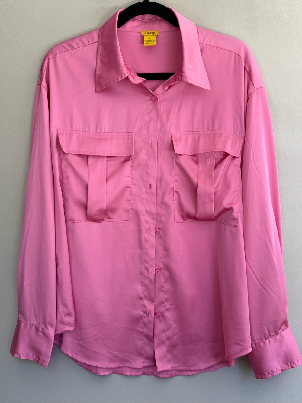 Daisy Pink Button Front Long Sleeve Blouse Shirt Women’s Size M